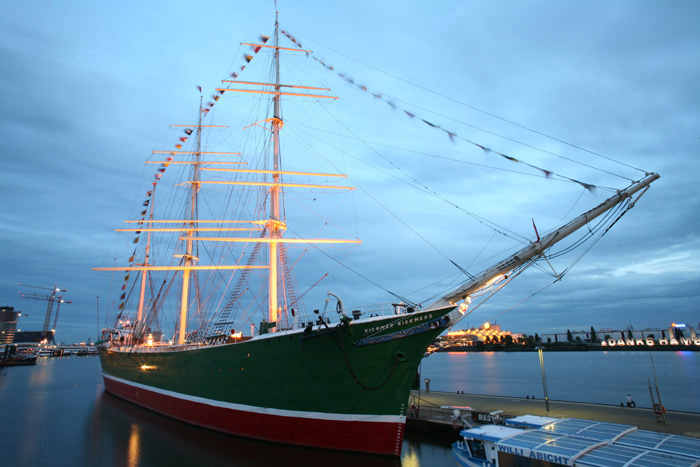 Hamburg bei Nacht, Rickmer Rickmers, Hamburg bei Nacht