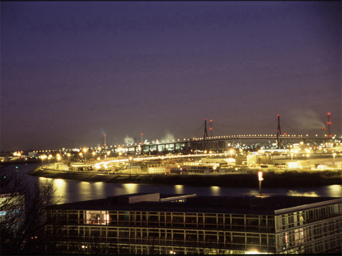 Hamburg bei Nacht, Mundsburg-Hochh&auml;user, Hamburger Stra&szlig;e, Hamburg bei Nacht